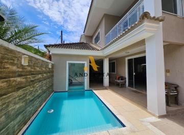 Casa · 300m² · 4 Quartos · 4 Vagas · Venda e Aluguel de Casa em Condomínio com 4 quarto(s), 4 suíte(s), 300 m², por aluguel de R$ 5.5 mil