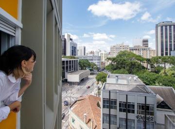 Apartamento · 135m² · 3 Quartos · 1 Vaga · Apartamento três quartos ( 1 suíte) Centro