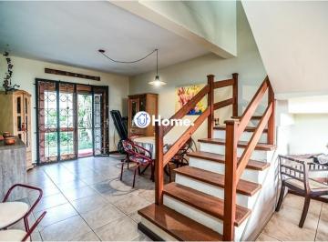 Casa · 166m² · 2 Quartos · 2 Vagas · Casa em condomínio fechado de 2 quartos, suíte, 2 vagas no bairro Guarujá