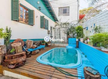 Casa · 216m² · 3 Quartos · 2 Vagas · CASA 03 dormitórios, 2 suítes, 216m² privativos com piscina no BAIRRO MEDIANEI