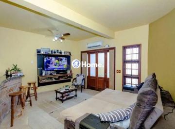 Casa · 300m² · 3 Quartos · 2 Vagas · Casa à venda com 3 dormitórios, 1 suíte e espaço gourmet em terreno alto