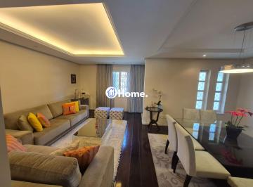 Casa · 300m² · 3 Quartos · 3 Vagas · Casa 4 Dormitórios 1 suite 3 banheiros piscina e churasqueira