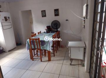 Casa · 99m² · 4 Quartos · 8 Vagas · Casa de 4 dormitórios no bairro Jardim Floresta