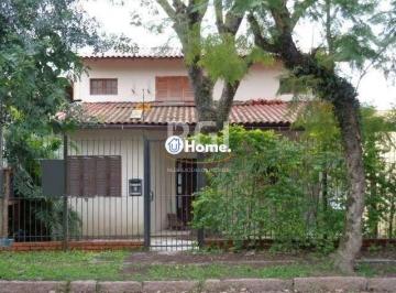 Casa · 200m² · 4 Quartos · 3 Vagas · Casa para Venda - 200m², 4 dormitórios, sendo 1 suites, 3 vagas - Sarandí