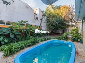 Casa · 307m² · 3 Quartos · 2 Vagas · Casa térrea com 3 dormitórios, suíte e 2 vagas,