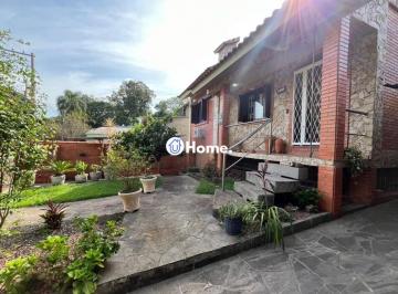 Casa · 320m² · 4 Quartos · 2 Vagas · Casa com 4 quartos e 2 lareiras no bairro Belém Velho