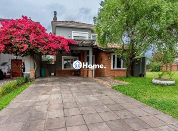 Casa · 230m² · 4 Quartos · 4 Vagas · Casa à venda - em Terraville