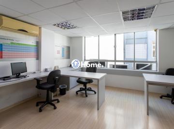 Comercial · 69m² · 6 Quartos · Andar inteiro mobiliado com 215 m² para até 60 pessoas