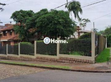 .jpg+2025-03-04 · Casa em Porto Alegre, no bairro Ipanema, com 3 dormitório(s), e 3 banheiros, à v