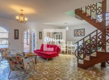 Casa · 380m² · 3 Quartos · 3 Vagas · Casa á venda com 3 dormitórios no bairro Ipanema em Porto Alegre