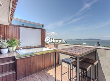 Casa · 230m² · 3 Quartos · 2 Vagas · Casa com 3 suítes, Jacuzzi e vista panorâmica para o Guaíba