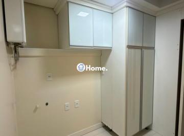 Apartamento · 48m² · 2 Quartos · 1 Vaga · Apartamento de 2 quartos, suíte e 1 vaga de garagem no bairro Menino Deus em POA