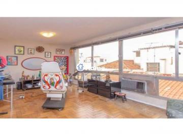 Living · Apartamento 3 dormitórios com vaga px ao Hospital de Clínicas