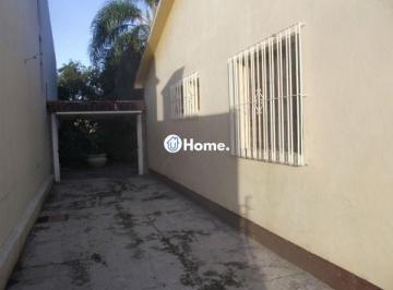 Casa · 200m² · 3 Quartos · Casa com 03 quartos em terreno de 13:20 x 7501, no bairro Medianeira