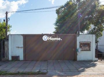 Casa · 240m² · 6 Quartos · 2 Vagas · Casa para Venda - 240m², 6 dormitórios, sendo 3 suites, 2 vagas - Glória