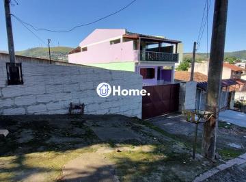.jpg+2025-04-16 · Casa com pavilhão