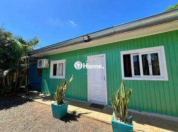 Casa · 126m² · 3 Quartos · 3 Vagas · Casa com 3 quartos, vaga coberta e com muro no bairro Campos Novo