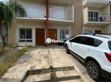 Casa · 91m² · 2 Quartos · 1 Vaga · Sobrado com 2 Suítes, Sacada e Pátio com Teto Retrátil