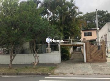 Casa · 200m² · 3 Quartos · 9 Vagas · Casa/terreno medindo 200m² de privativo, 550m² totais  no bairro Partenon, 9 vag