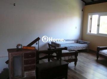 Casa · 220m² · 3 Quartos · 1 Vaga · Casa Ampla com 2 pavimentos , grande pátio