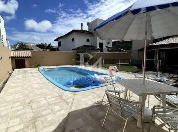 casa-com-4-quartos-a-venda-613m-no-cachoeira-do-bom-jesus-florianopolis-14-1776266494779.webp · CASA DE PRAIA EXCLUSIVA NO NORTE DA ILHA – OPORTUNIDADE REAL ABAIXO DO MERCADO