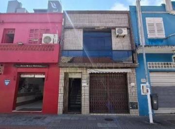 a9e75ec62a26cc78b8be67ec13c85c3b0b95a690 · Apartamento com 6 quartos para Alugar no Centro de Florianópolis/SC.