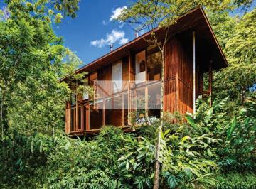 Casa · 260m² · 4 Quartos · 4 Vagas · Casa de Condomínio em Chácara do Refúgio - Carapicuíba