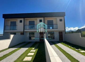 Casa · 85m² · 2 Quartos · 3 Vagas · Sobrado à Venda em Areias do Meio, Gov. Celso Ramos – 2 Suítes