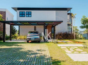b6c69aa3e8b3c846bcaf43f9454ad1e303625812 · Casa com 3 suítes à venda, 355 m² por R$ 4.200.000 - Alphaville Graciosa - Pinhais/PR