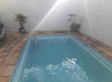 Casa · 208m² · 4 Quartos · 3 Vagas · SOBRADO NO MONTE CASTELO - ACEITA PROPOSTAS PARA FECHAR