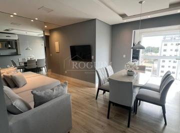Apartamento · 59m² · 2 Quartos · 1 Vaga · Apartamento 59m  Jd Oriente. Varanda com churrasqueira, andar alto. Sol da tarde