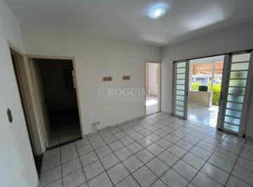 Casa · 250m² · 3 Quartos · 1 Vaga · Casa 3 Drmts com edícula, entrada individual-Bosque dos Eucaliptos SJC - Quintal