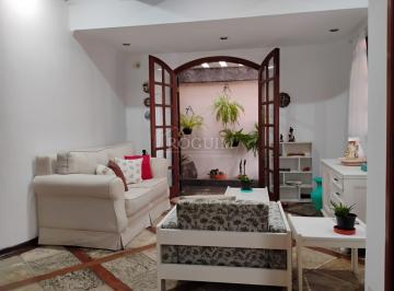 Casa · 154m² · 3 Quartos · 1 Vaga · Vendo Casa no Parque Brasil em Jacareí de 3 Dormitórios sendo uma suíte e um ótimo espaço
