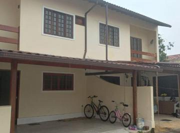 Casa de 2 quartos, Rio de Janeiro · Campo Grande(Centro): Casa 2 quartos, quintal Grande, aceita Caixa e FGTS
