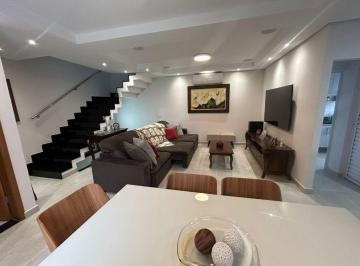 Casa de 3 quartos, São Paulo · Vendo sobrado 236m² 3 dormitórios 1 suíte 5 vagas.