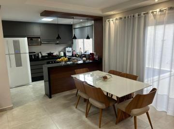 Casa de 3 quartos, São Paulo · Vendo sobrado 236m² 3 dormitórios 1 suíte 5 vagas.
