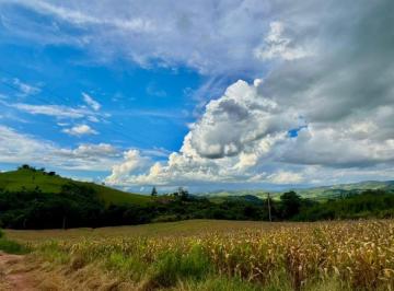 Rural , Itapira · Oportunidade imperdível no campo!

Apresentamos uma excelente gleba de terra com ½ alqueire.