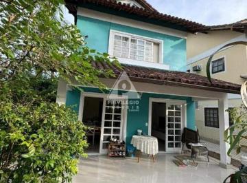 Casa · 108m² · 3 Quartos · 2 Vagas · EXCELENTE CASA 3 QUARTOS ,TRIPLEX EM VARGEM PEQUENA