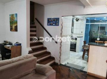 Casa · 126m² · 3 Quartos · 2 Vagas · Sobrado à venda no Utinga, Santo André | 126 m², 3 quartos, 2 vagas