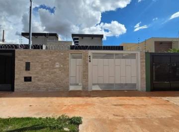 Casa · 140m² · 2 Vagas · Casa Térrea à venda, 3 suítes, 2 vagas, Parque Residencial Rita Vieira - Campo Grande/MS