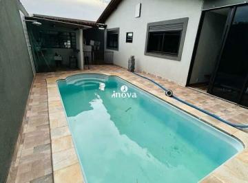 Casa · 230m² · 3 Quartos · 6 Vagas · Casa a venda, bairro Pontal 