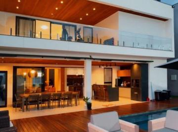 Casa de 4 quartos, Águas Claras · Casa moderna 4 quartos e 630m² em Arniqueiras, ao lado de Águas Claras