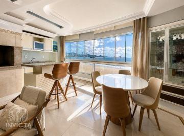 Apartamento · 164m² · 3 Quartos · 2 Vagas · Apartamento no Edifício Villa Cora em Balneário Camboriú