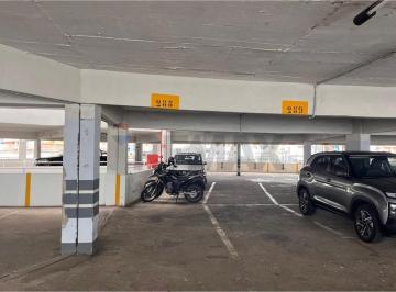 Comercial · 17m² · 1 Quarto · 1 Vaga · Vaga no Mister Shopping – Centro JF | 17m² | Oportunidade!