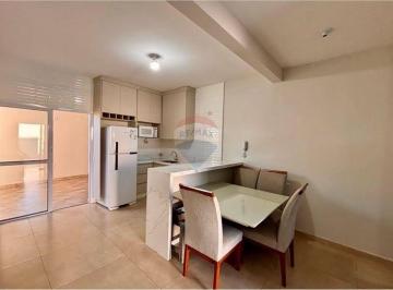Casa · 75m² · 2 Quartos · 2 Vagas · Sobrado om 2 suítes à venda em Jarinu/SP R$ 365.000