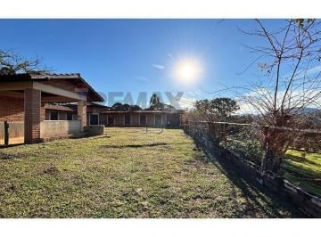 Rural · 30000m² · Chácara com Haras Estruturado | 30.000 m² - Água Comprida
