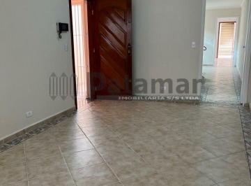 Casa · 150m² · 3 Quartos · 2 Vagas · Sobrado a venda com 3 quartos, sendo 1 Suíte no Jardim Peri Peri