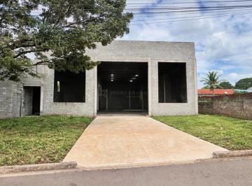 Comercial · 686m² · 4 Vagas · ÓTIMO BARRACÃO