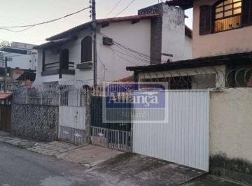 aea049b2543d5fc26c75fb09f97aebc40751b283 · Casa com 3 dormitórios à venda, 99 m² por R$ 290.000 - Fonseca - Niterói/RJ