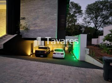 Casa · 260m² · 3 Quartos · 2 Vagas · Casa à venda no bairro Residencial Royal Garden - Umuarama/PR